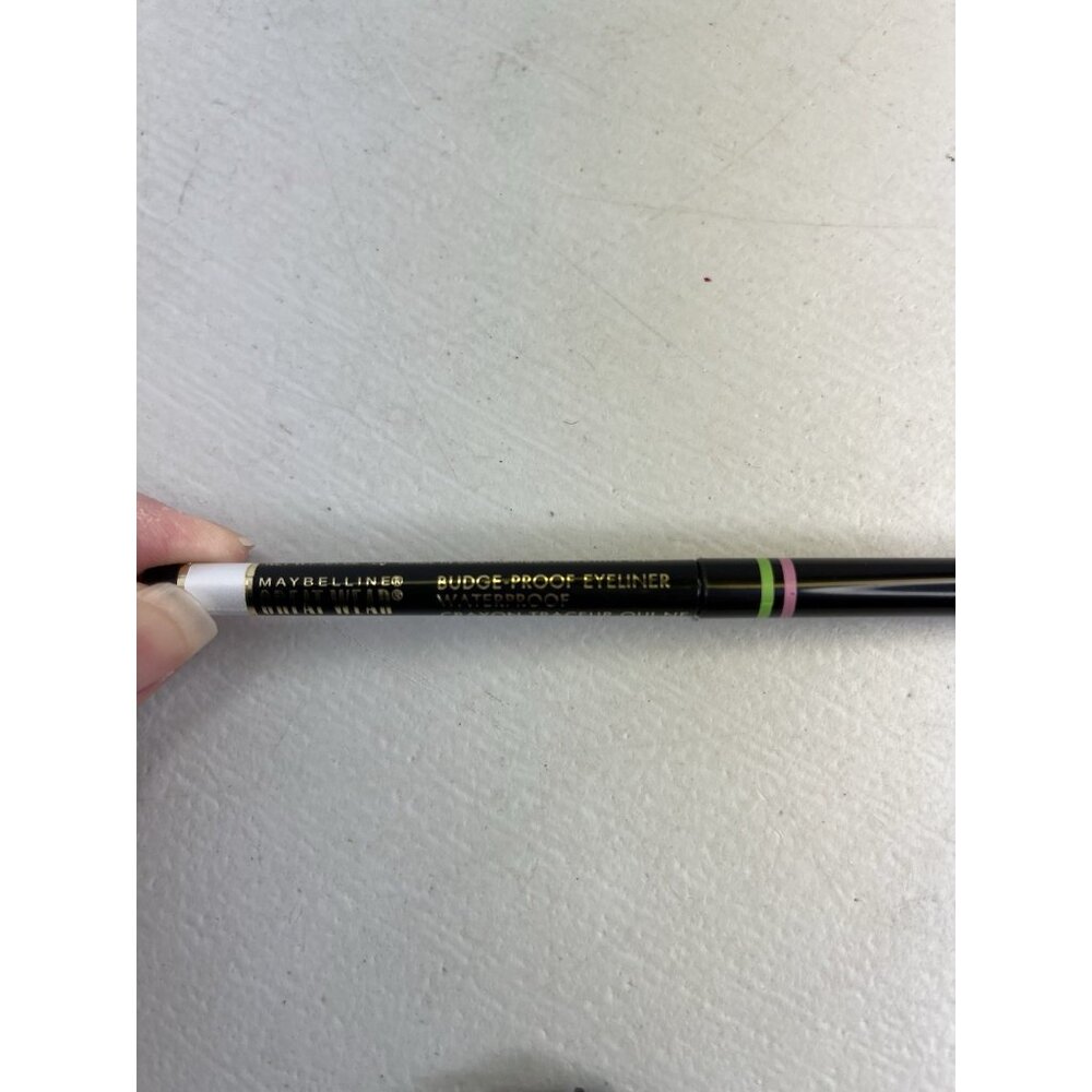 Maybelline Great Wear Budge Proof Eyeliner Waterproof Icy Glace